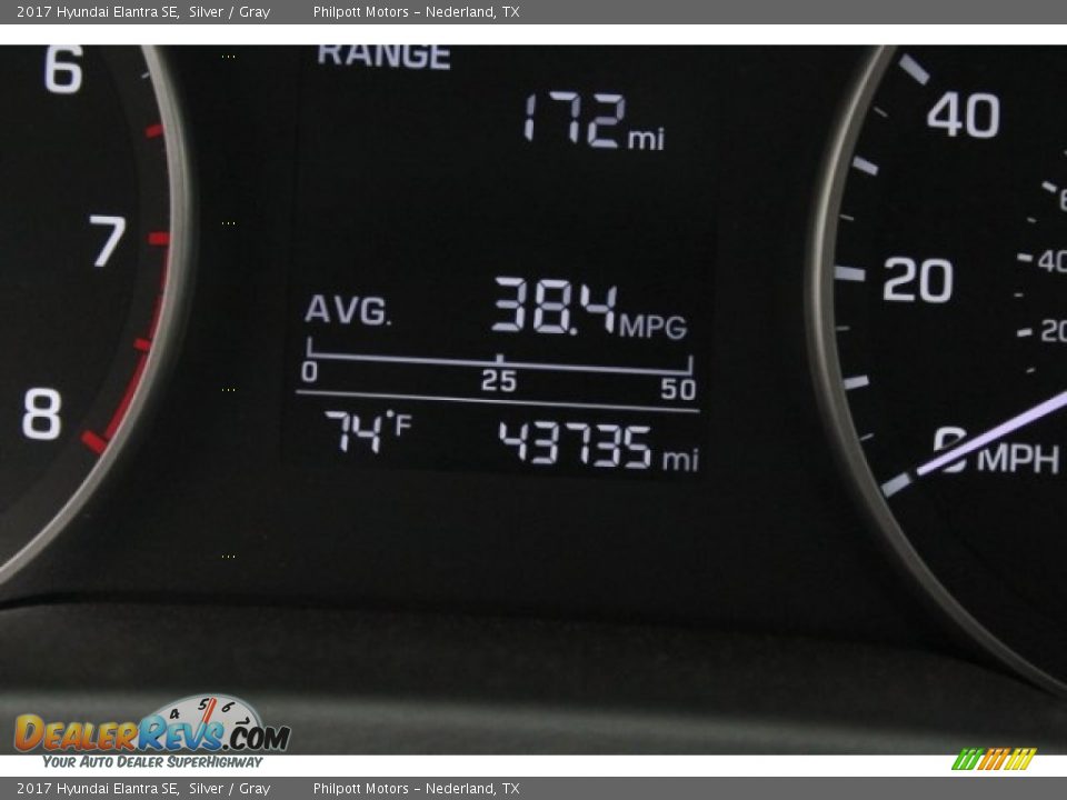 2017 Hyundai Elantra SE Silver / Gray Photo #23