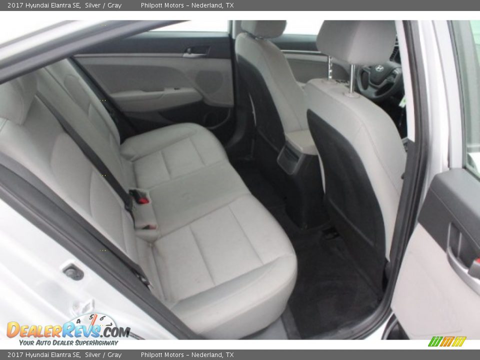 2017 Hyundai Elantra SE Silver / Gray Photo #30