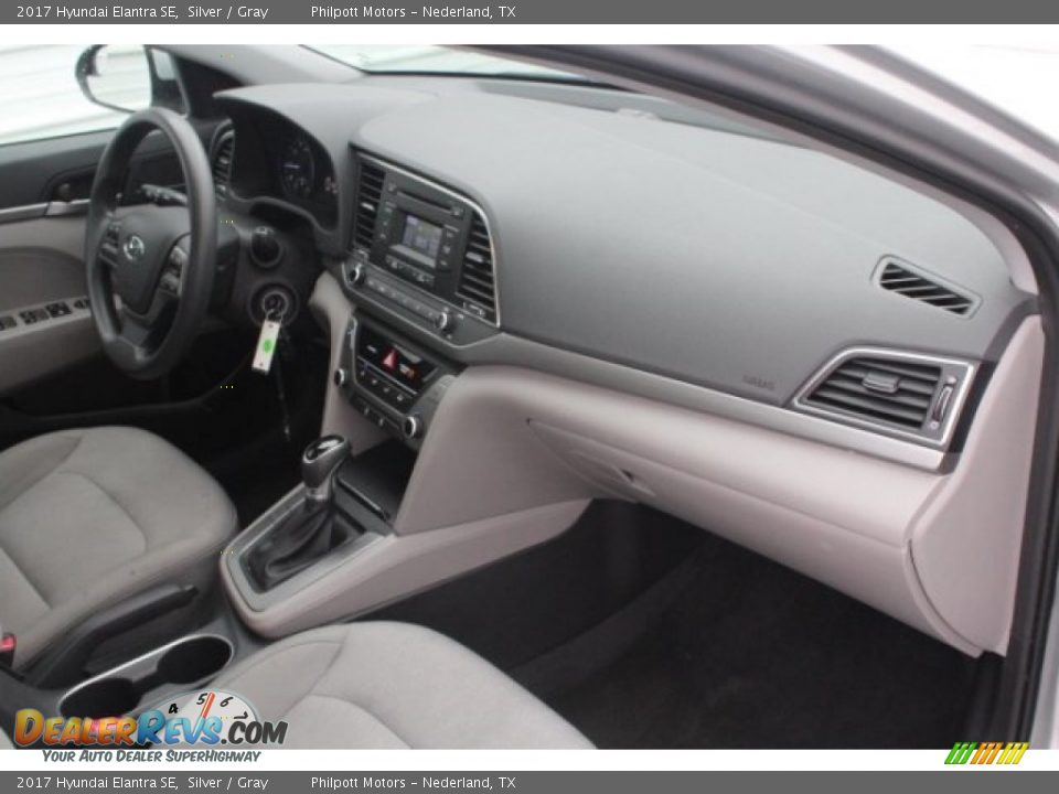 2017 Hyundai Elantra SE Silver / Gray Photo #32