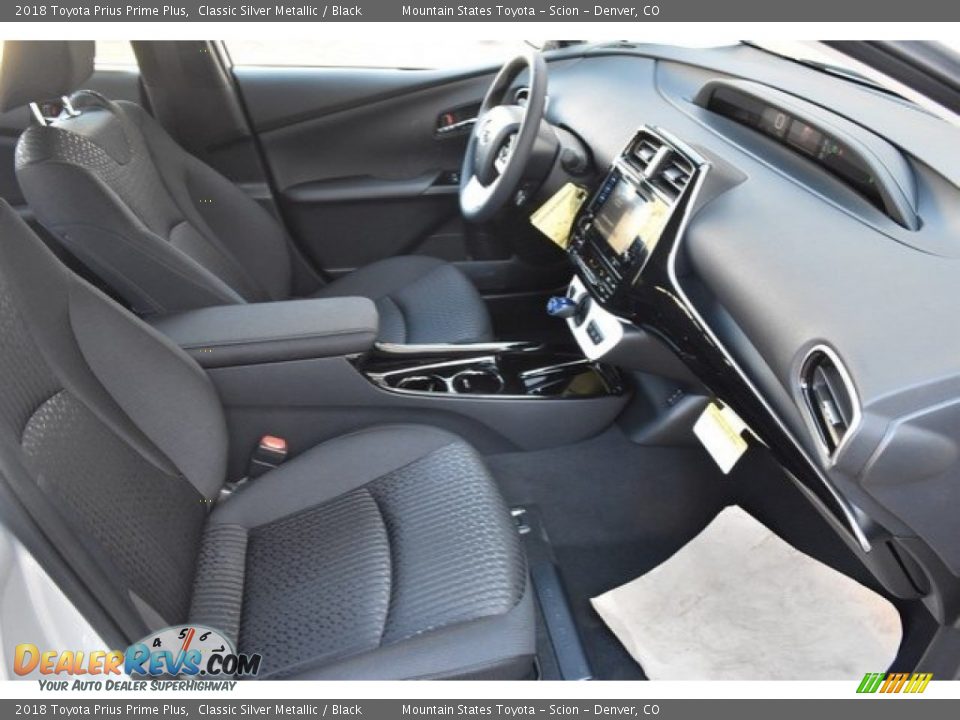 2018 Toyota Prius Prime Plus Classic Silver Metallic / Black Photo #12
