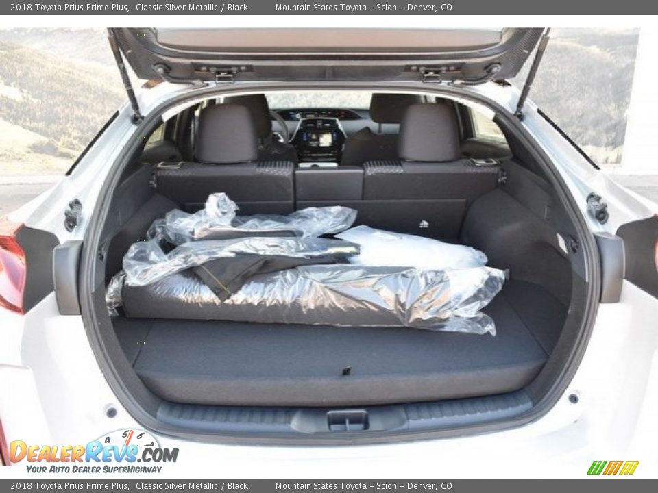 2018 Toyota Prius Prime Plus Classic Silver Metallic / Black Photo #30