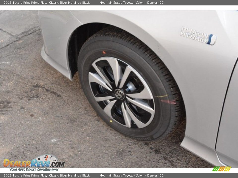 2018 Toyota Prius Prime Plus Classic Silver Metallic / Black Photo #32