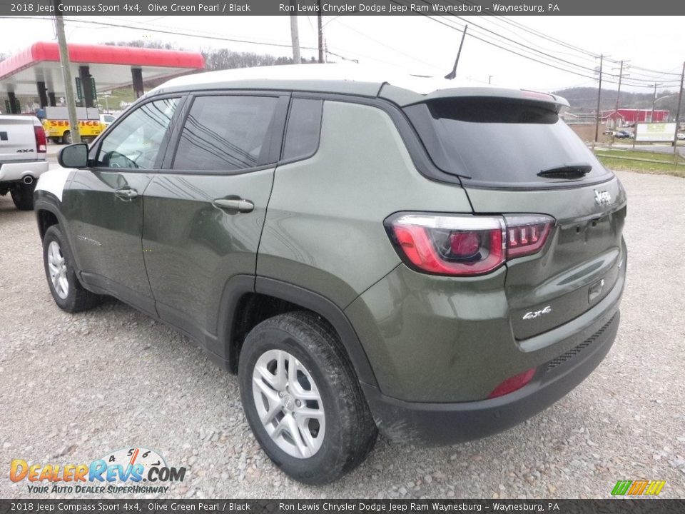 2018 Jeep Compass Sport 4x4 Olive Green Pearl / Black Photo #3