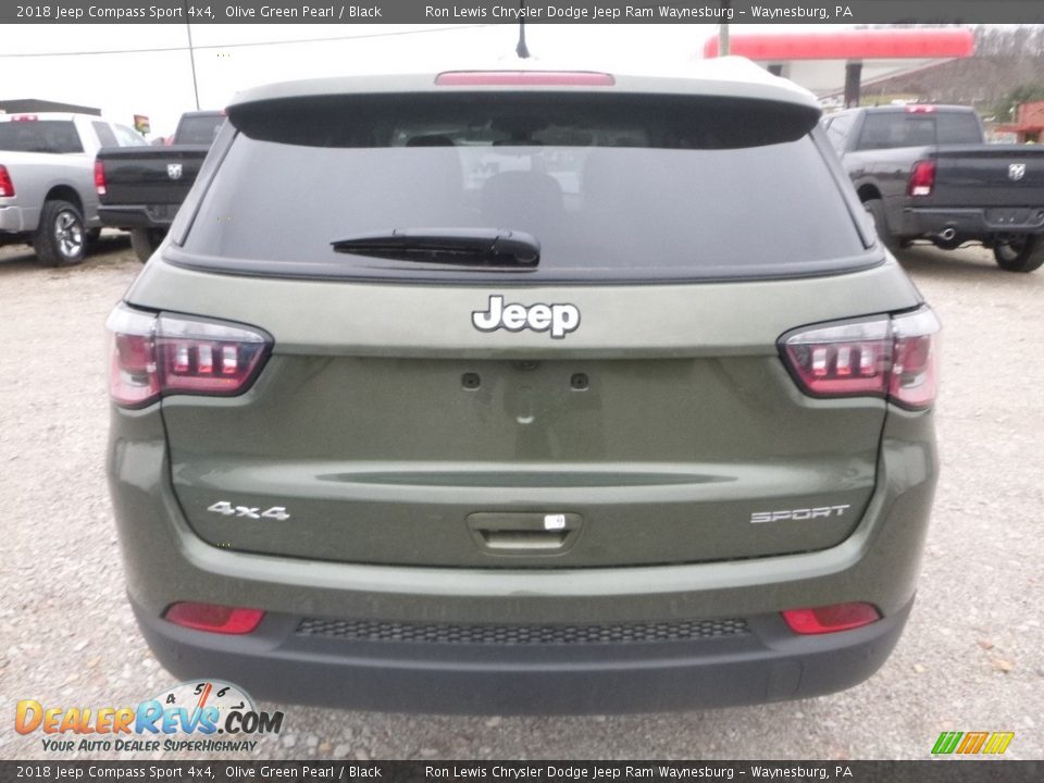 2018 Jeep Compass Sport 4x4 Olive Green Pearl / Black Photo #4