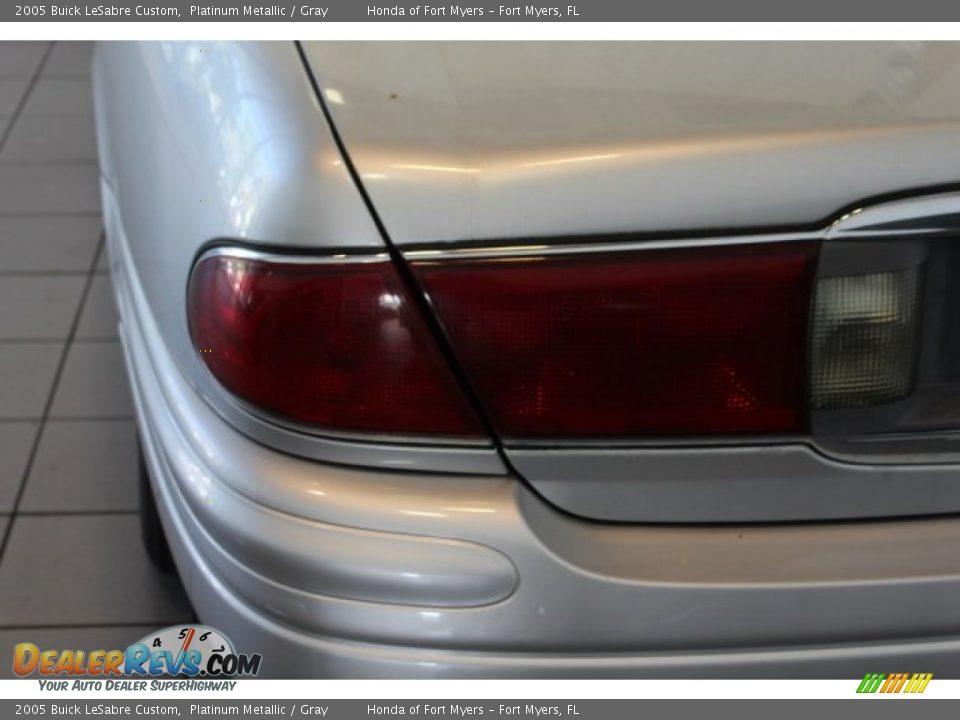 2005 Buick LeSabre Custom Platinum Metallic / Gray Photo #9