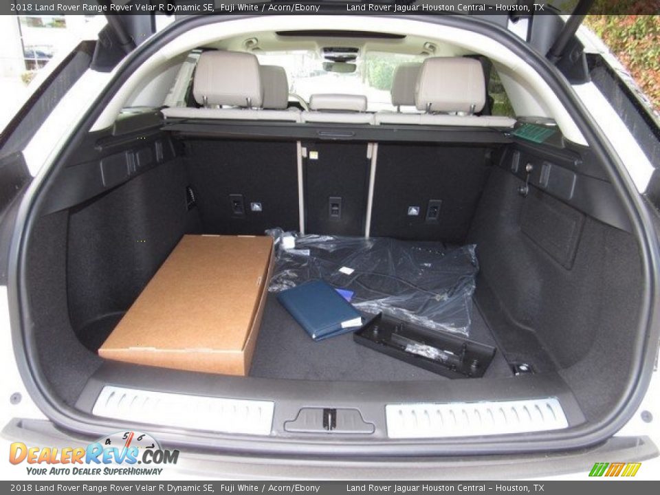 2018 Land Rover Range Rover Velar R Dynamic SE Fuji White / Acorn/Ebony Photo #17