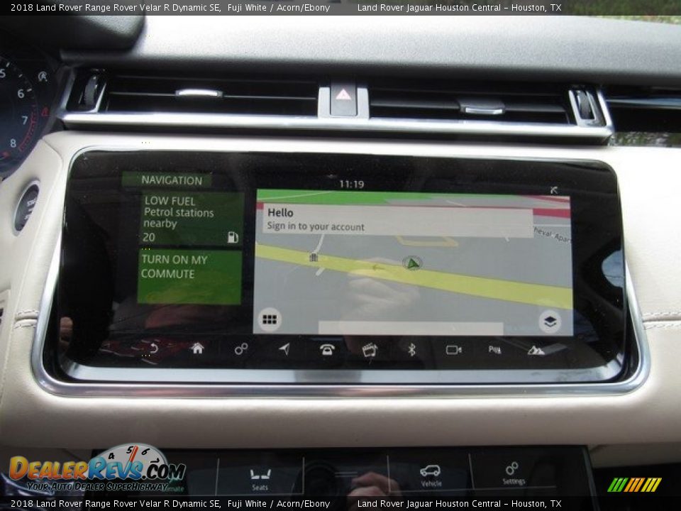 2018 Land Rover Range Rover Velar R Dynamic SE Fuji White / Acorn/Ebony Photo #32
