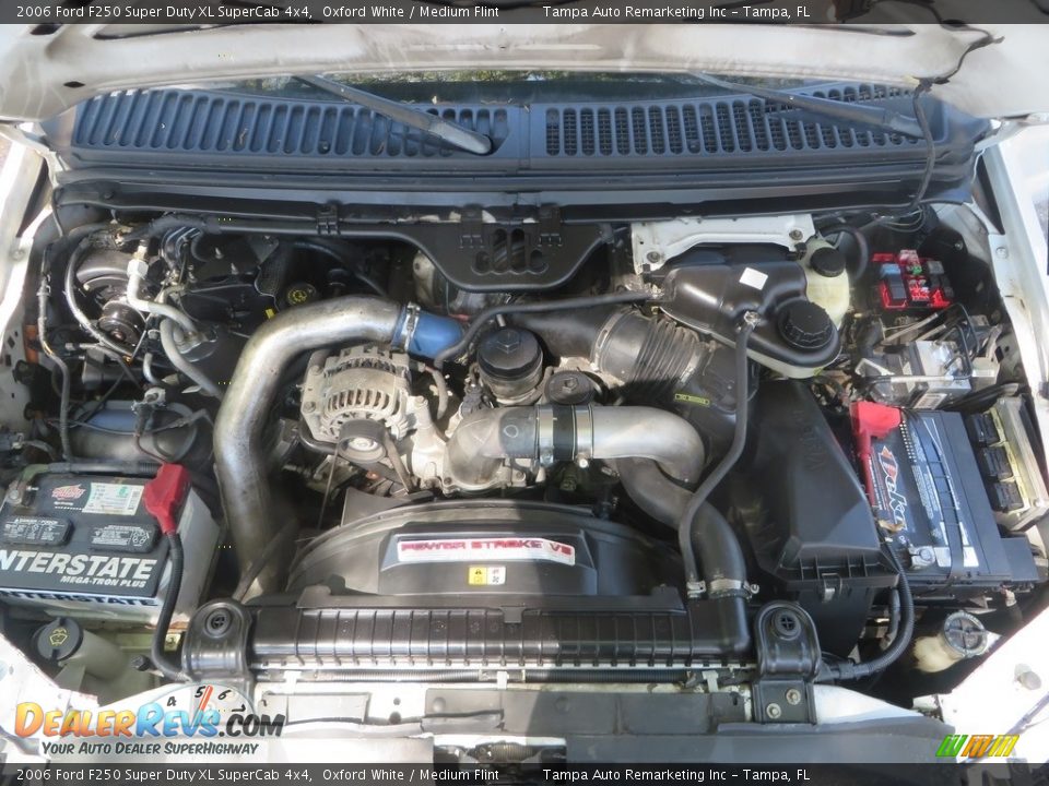 2006 Ford F250 Super Duty XL SuperCab 4x4 Oxford White / Medium Flint Photo #36
