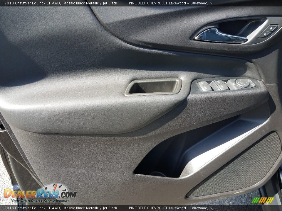 2018 Chevrolet Equinox LT AWD Mosaic Black Metallic / Jet Black Photo #8