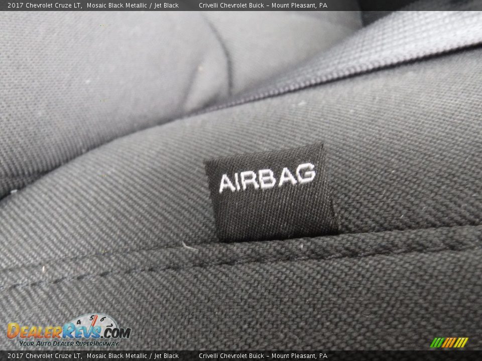 2017 Chevrolet Cruze LT Mosaic Black Metallic / Jet Black Photo #17