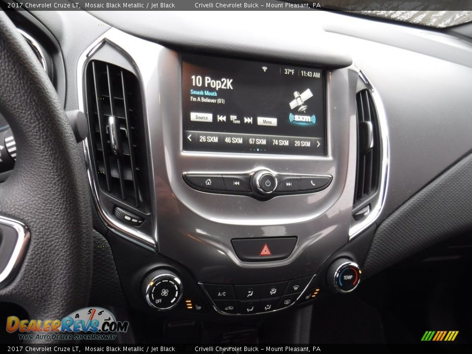 2017 Chevrolet Cruze LT Mosaic Black Metallic / Jet Black Photo #18