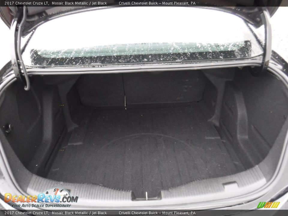 2017 Chevrolet Cruze LT Mosaic Black Metallic / Jet Black Photo #29