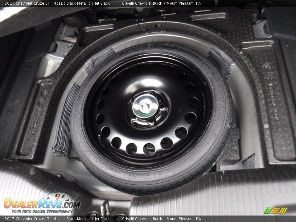 2017 Chevrolet Cruze LT Mosaic Black Metallic / Jet Black Photo #30