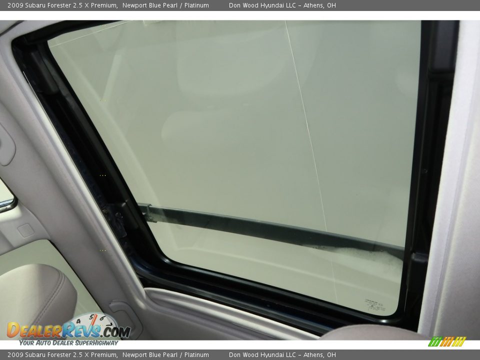 2009 Subaru Forester 2.5 X Premium Newport Blue Pearl / Platinum Photo #2