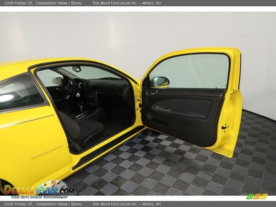 2008 Pontiac G5 Competition Yellow / Ebony Photo #24