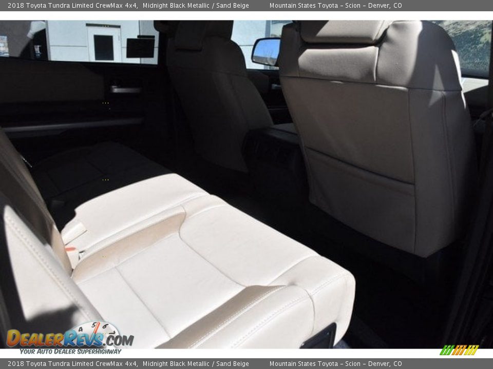 2018 Toyota Tundra Limited CrewMax 4x4 Midnight Black Metallic / Sand Beige Photo #17