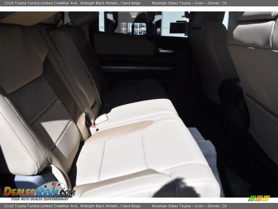 2018 Toyota Tundra Limited CrewMax 4x4 Midnight Black Metallic / Sand Beige Photo #18