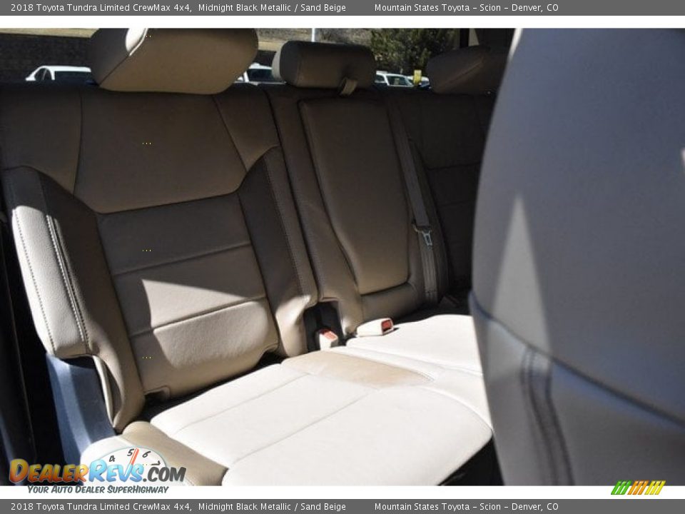 2018 Toyota Tundra Limited CrewMax 4x4 Midnight Black Metallic / Sand Beige Photo #19