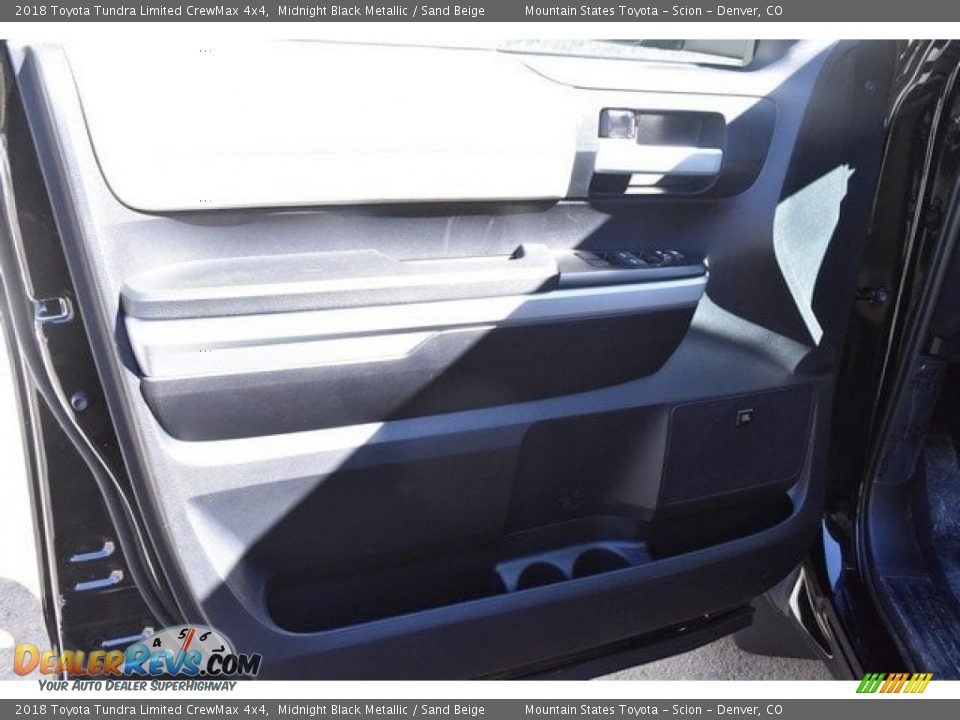 2018 Toyota Tundra Limited CrewMax 4x4 Midnight Black Metallic / Sand Beige Photo #20