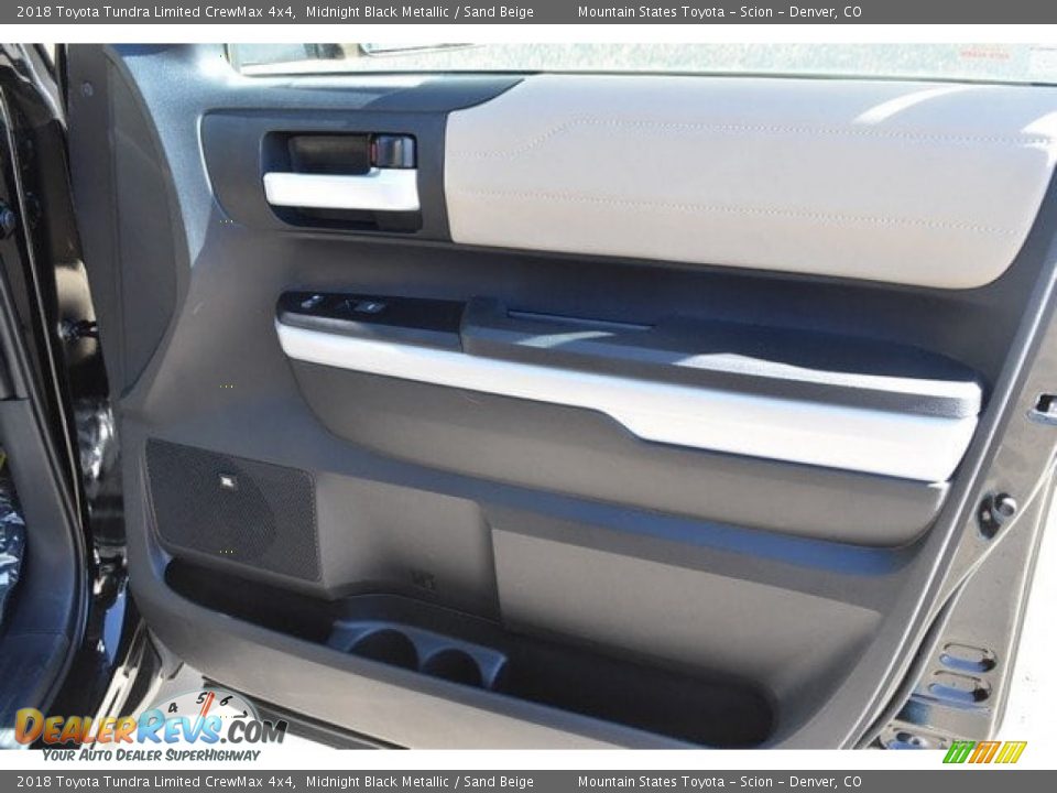 2018 Toyota Tundra Limited CrewMax 4x4 Midnight Black Metallic / Sand Beige Photo #22