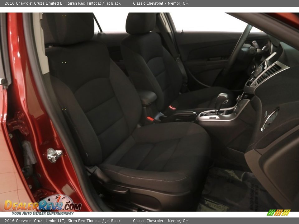 2016 Chevrolet Cruze Limited LT Siren Red Tintcoat / Jet Black Photo #12