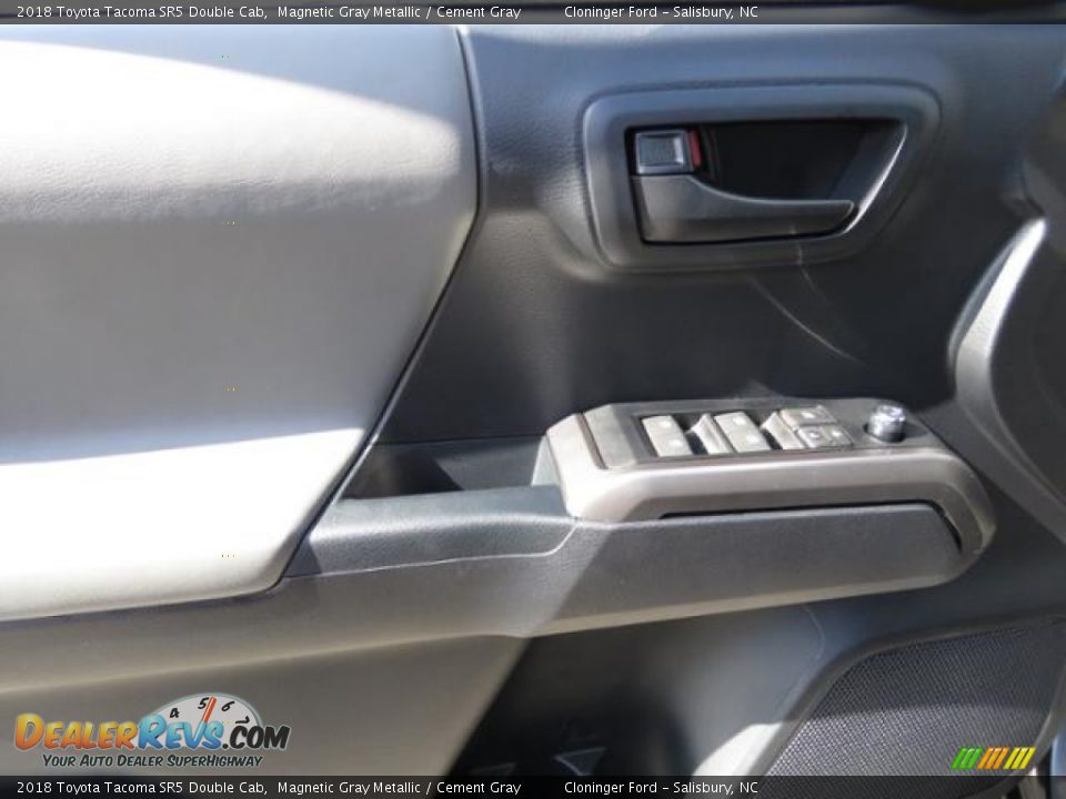 2018 Toyota Tacoma SR5 Double Cab Magnetic Gray Metallic / Cement Gray Photo #7