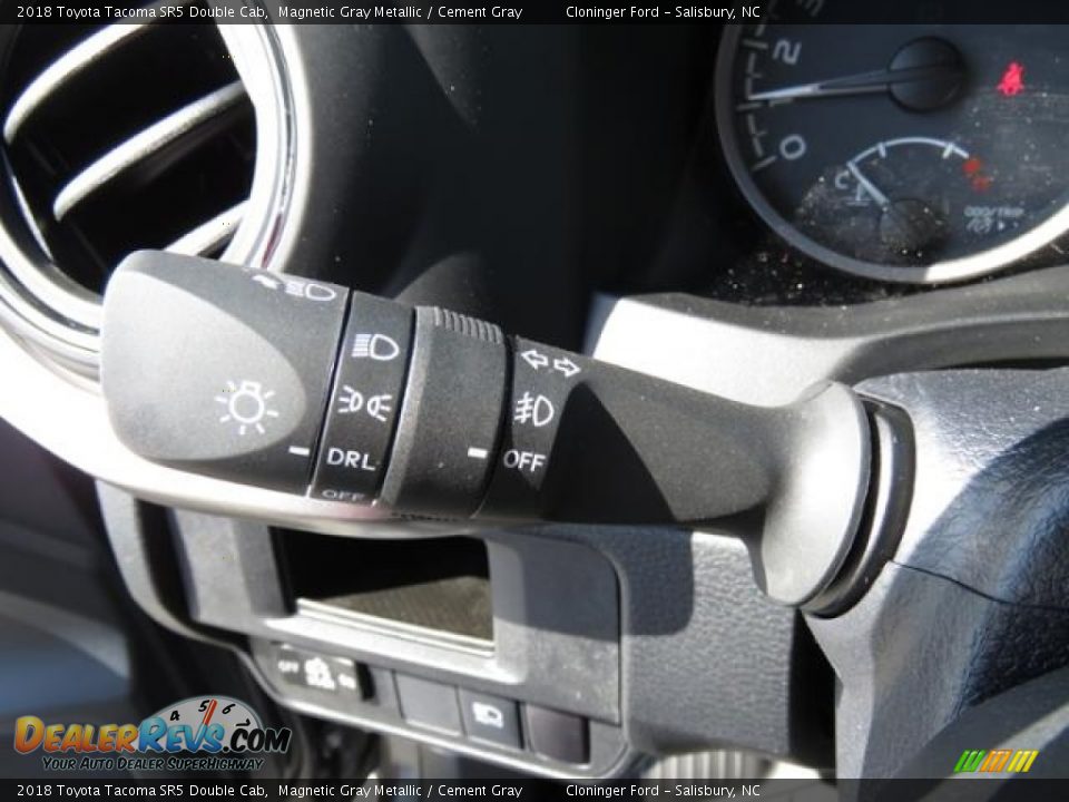 2018 Toyota Tacoma SR5 Double Cab Magnetic Gray Metallic / Cement Gray Photo #12