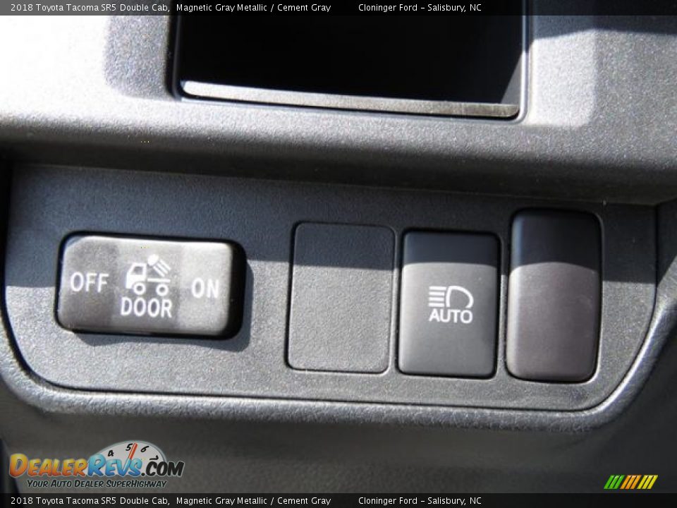 2018 Toyota Tacoma SR5 Double Cab Magnetic Gray Metallic / Cement Gray Photo #18