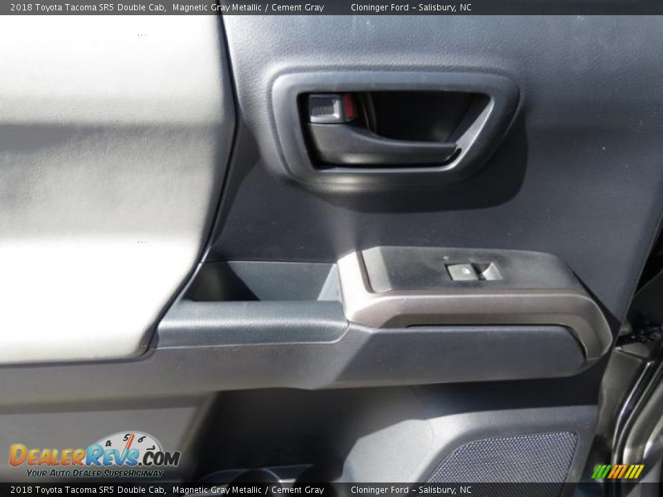 2018 Toyota Tacoma SR5 Double Cab Magnetic Gray Metallic / Cement Gray Photo #7