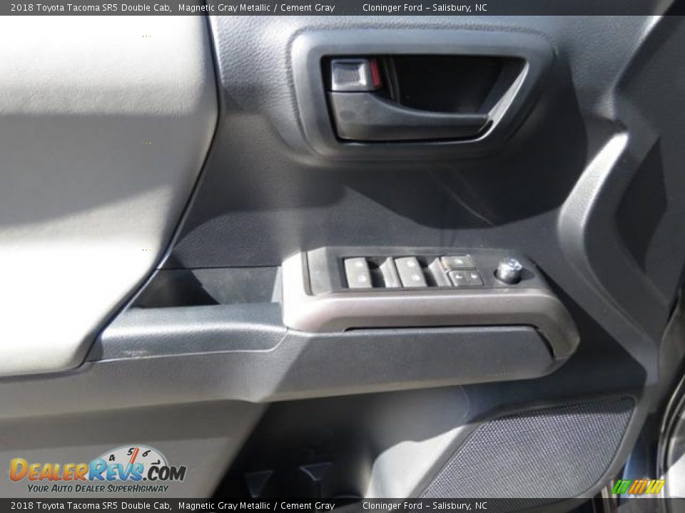 2018 Toyota Tacoma SR5 Double Cab Magnetic Gray Metallic / Cement Gray Photo #9