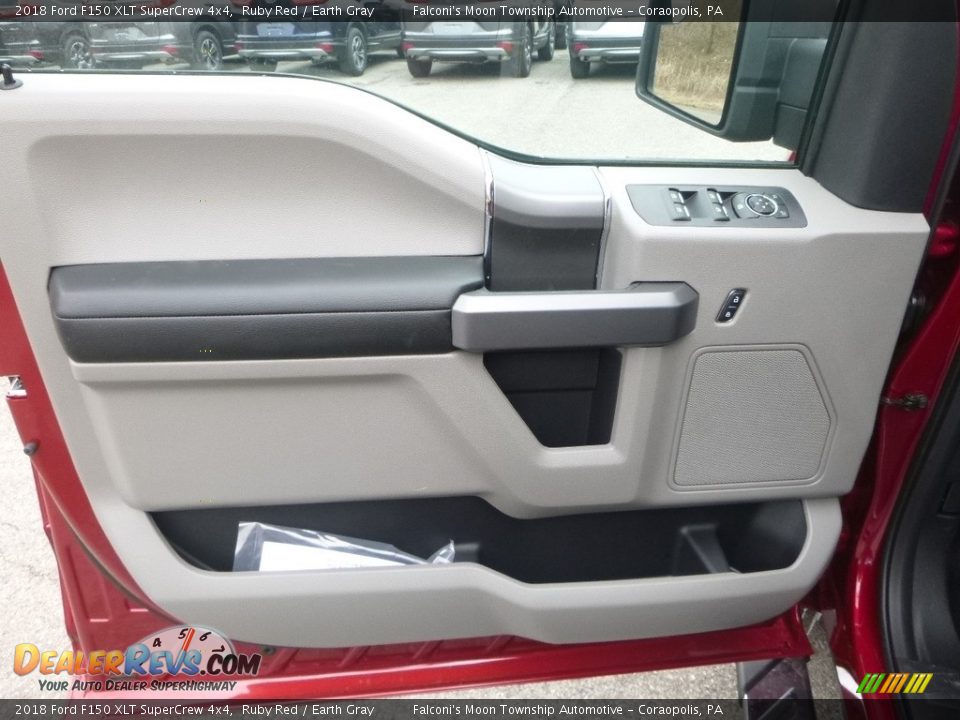 2018 Ford F150 XLT SuperCrew 4x4 Ruby Red / Earth Gray Photo #10