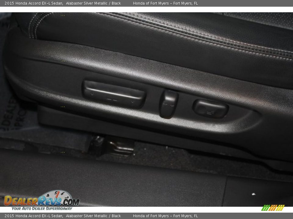 2015 Honda Accord EX-L Sedan Alabaster Silver Metallic / Black Photo #18