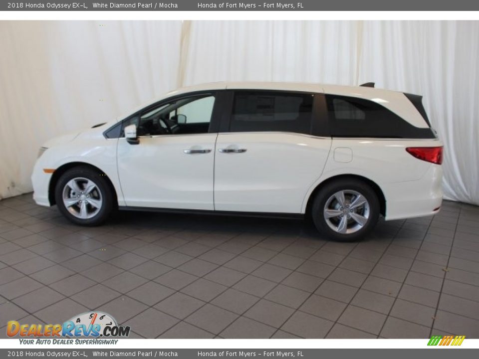 2018 Honda Odyssey EX-L White Diamond Pearl / Mocha Photo #5