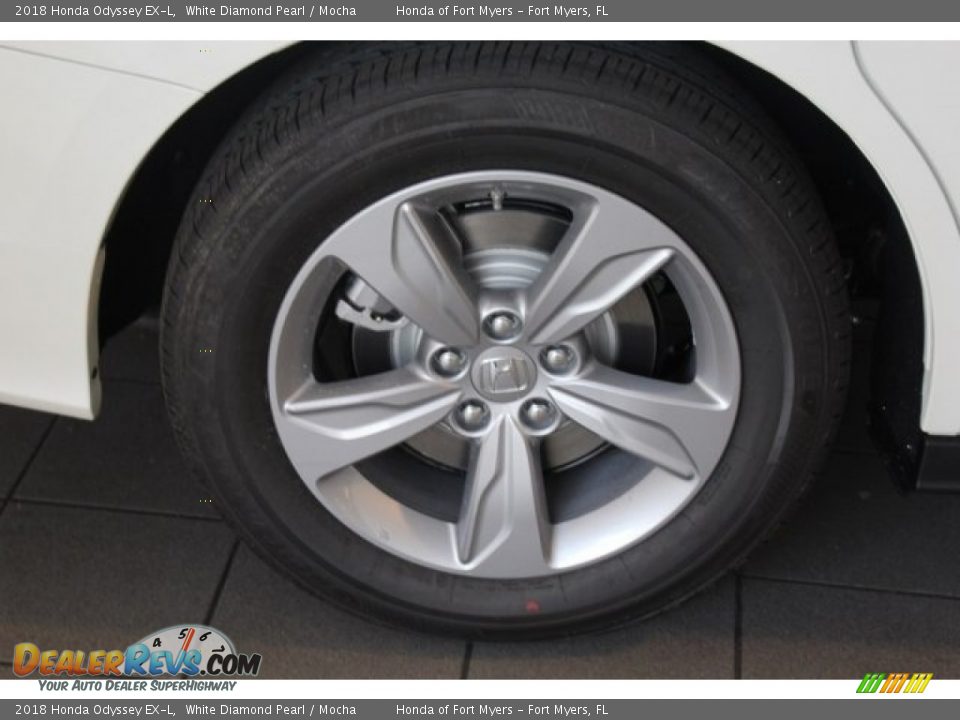 2018 Honda Odyssey EX-L White Diamond Pearl / Mocha Photo #9