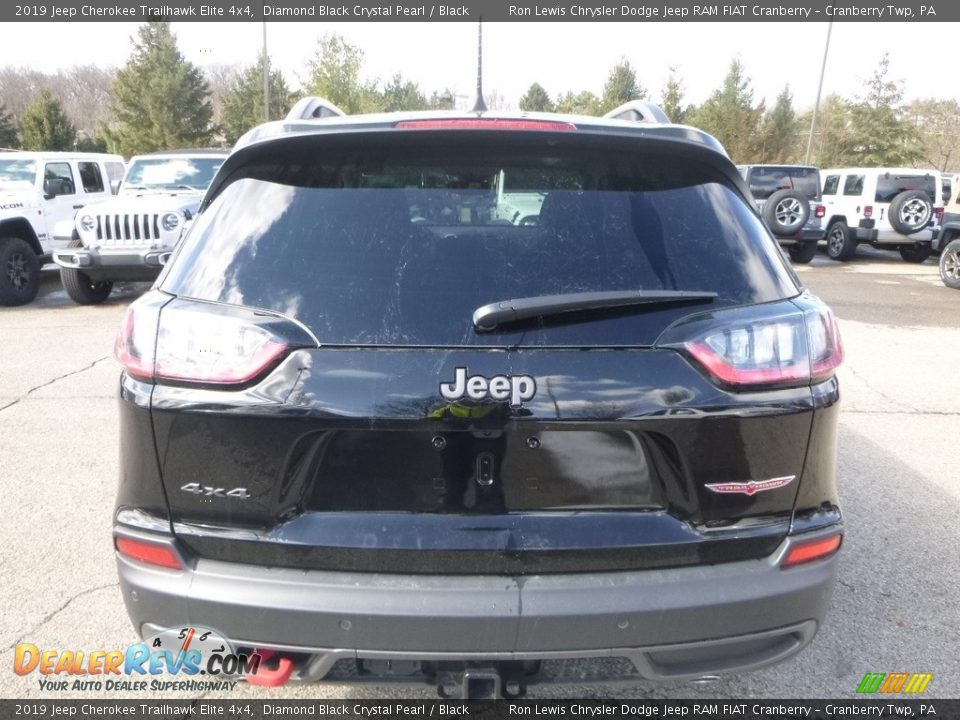 2019 Jeep Cherokee Trailhawk Elite 4x4 Diamond Black Crystal Pearl / Black Photo #4