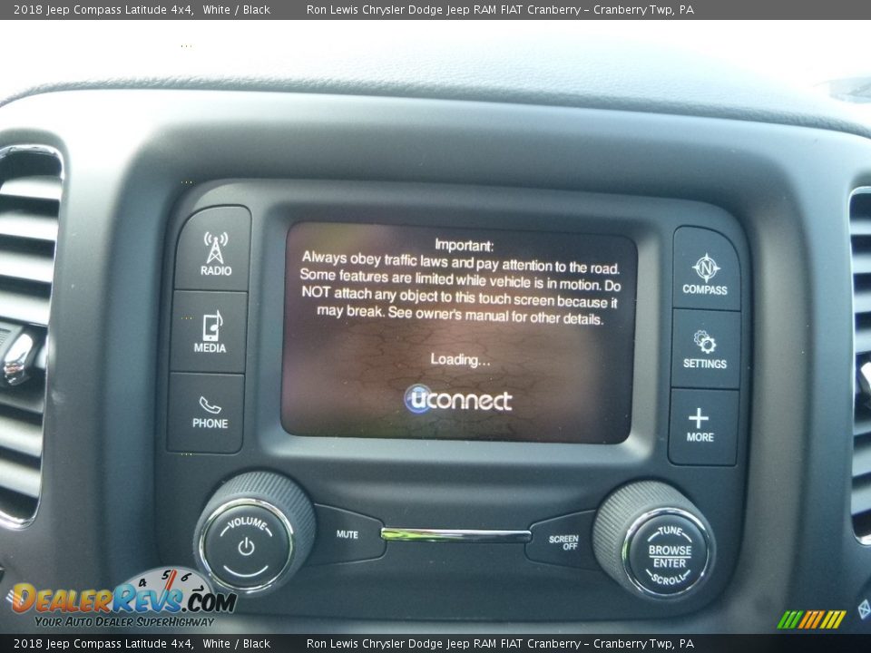 2018 Jeep Compass Latitude 4x4 White / Black Photo #17