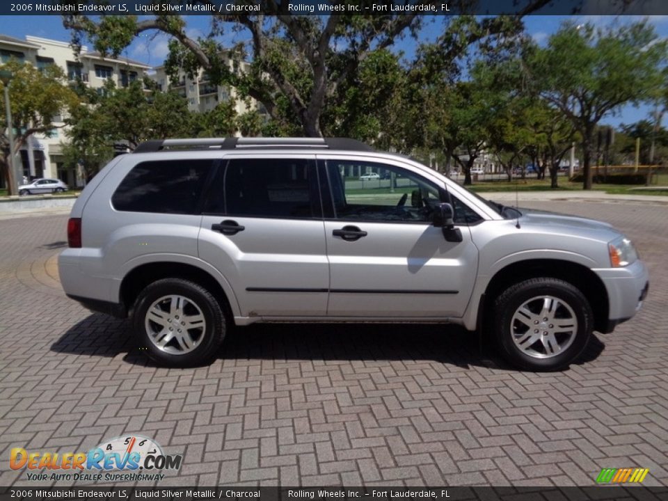 2006 Mitsubishi Endeavor LS Liquid Silver Metallic / Charcoal Photo #3