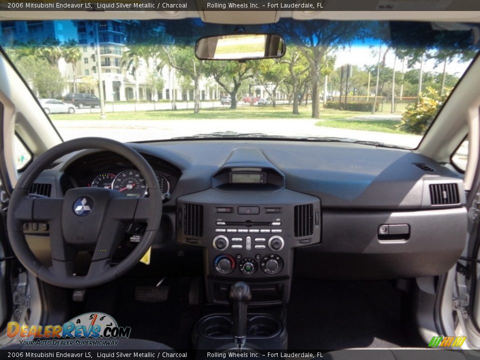 2006 Mitsubishi Endeavor LS Liquid Silver Metallic / Charcoal Photo #4