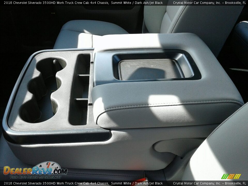 2018 Chevrolet Silverado 3500HD Work Truck Crew Cab 4x4 Chassis Summit White / Dark Ash/Jet Black Photo #18