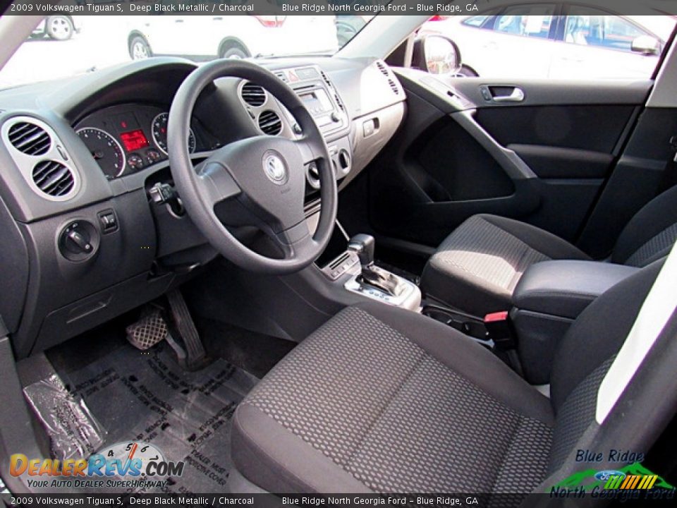 2009 Volkswagen Tiguan S Deep Black Metallic / Charcoal Photo #24