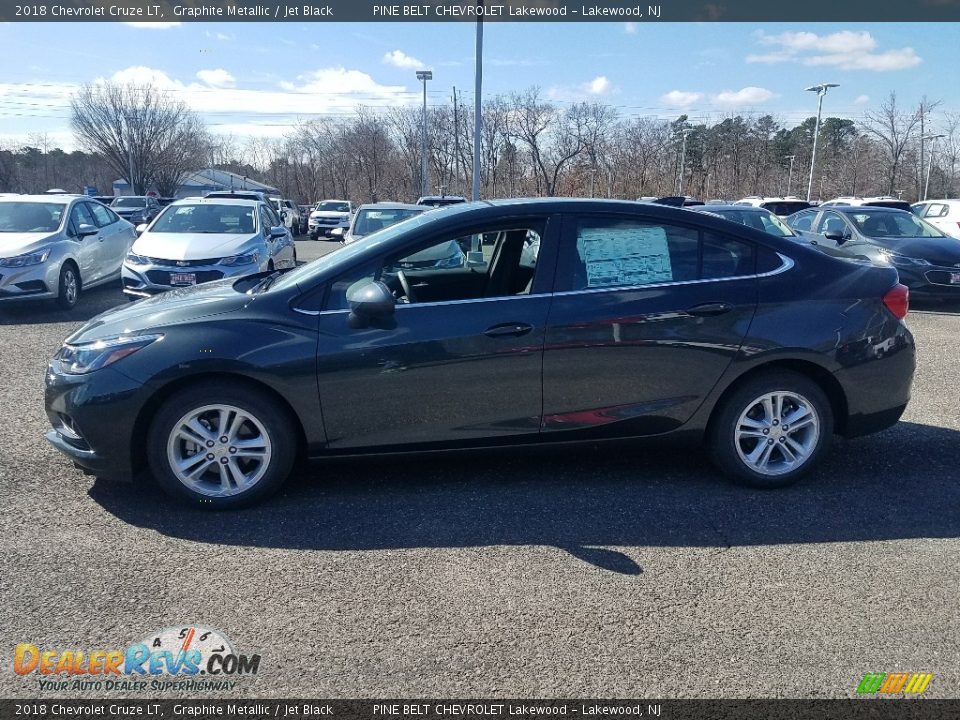 2018 Chevrolet Cruze LT Graphite Metallic / Jet Black Photo #4