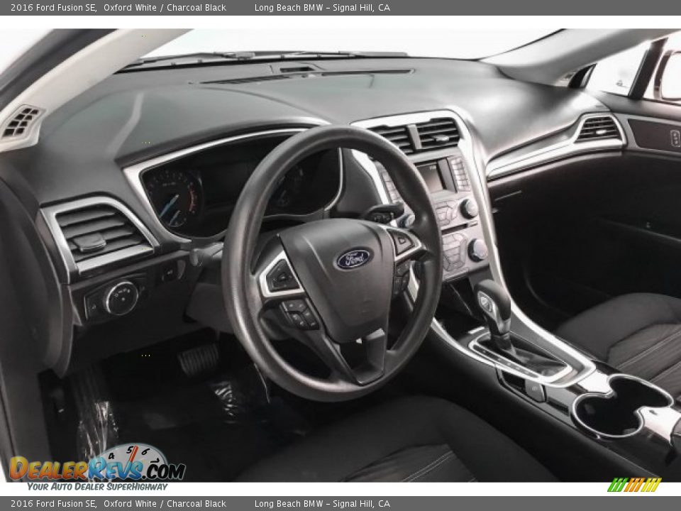 2016 Ford Fusion SE Oxford White / Charcoal Black Photo #20