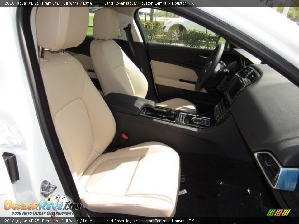 2018 Jaguar XE 25t Premium Fuji White / Latte Photo #5
