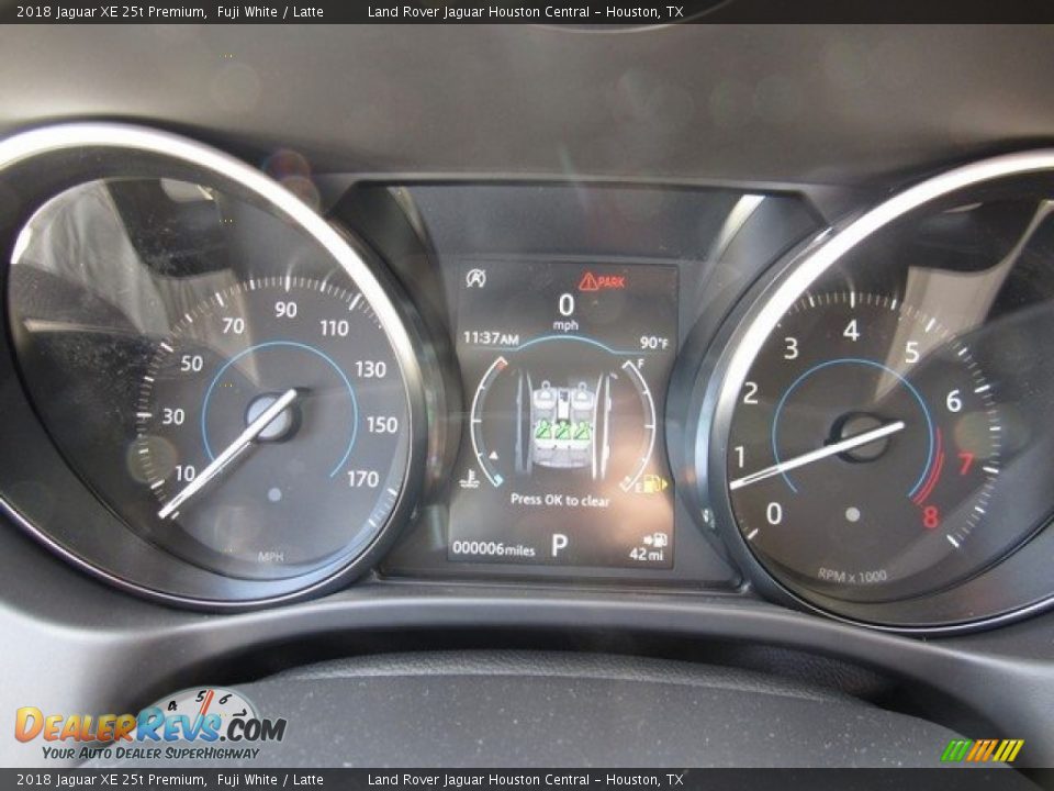 2018 Jaguar XE 25t Premium Fuji White / Latte Photo #31