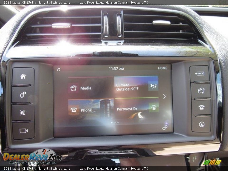 2018 Jaguar XE 25t Premium Fuji White / Latte Photo #32