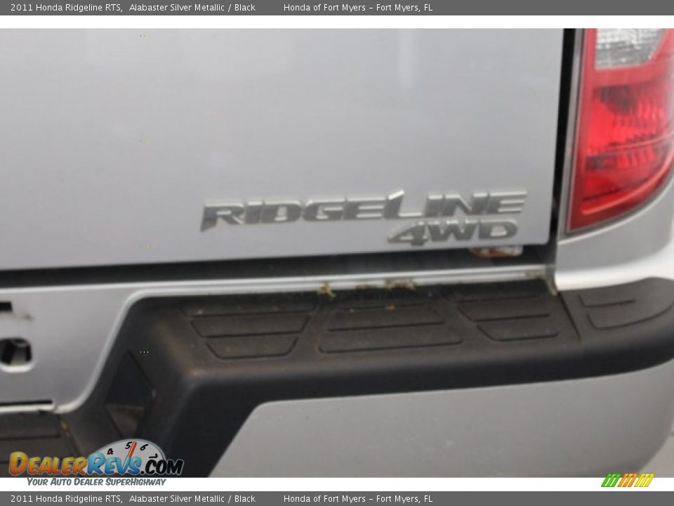2011 Honda Ridgeline RTS Alabaster Silver Metallic / Black Photo #9