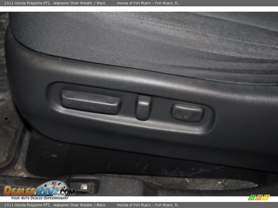 2011 Honda Ridgeline RTS Alabaster Silver Metallic / Black Photo #19