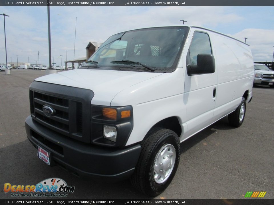 2013 Ford E Series Van E250 Cargo Oxford White / Medium Flint Photo #1