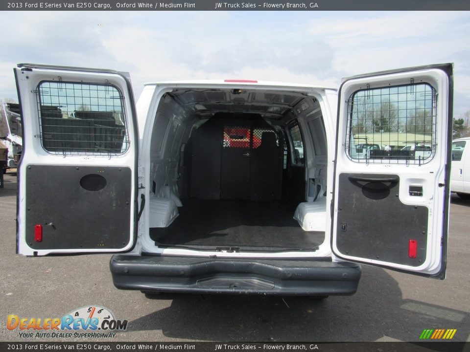 2013 Ford E Series Van E250 Cargo Oxford White / Medium Flint Photo #12