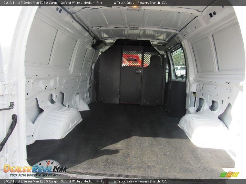 2013 Ford E Series Van E250 Cargo Oxford White / Medium Flint Photo #13